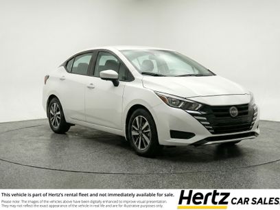 Used 2025 Nissan Versa SV w/ Trunk Package