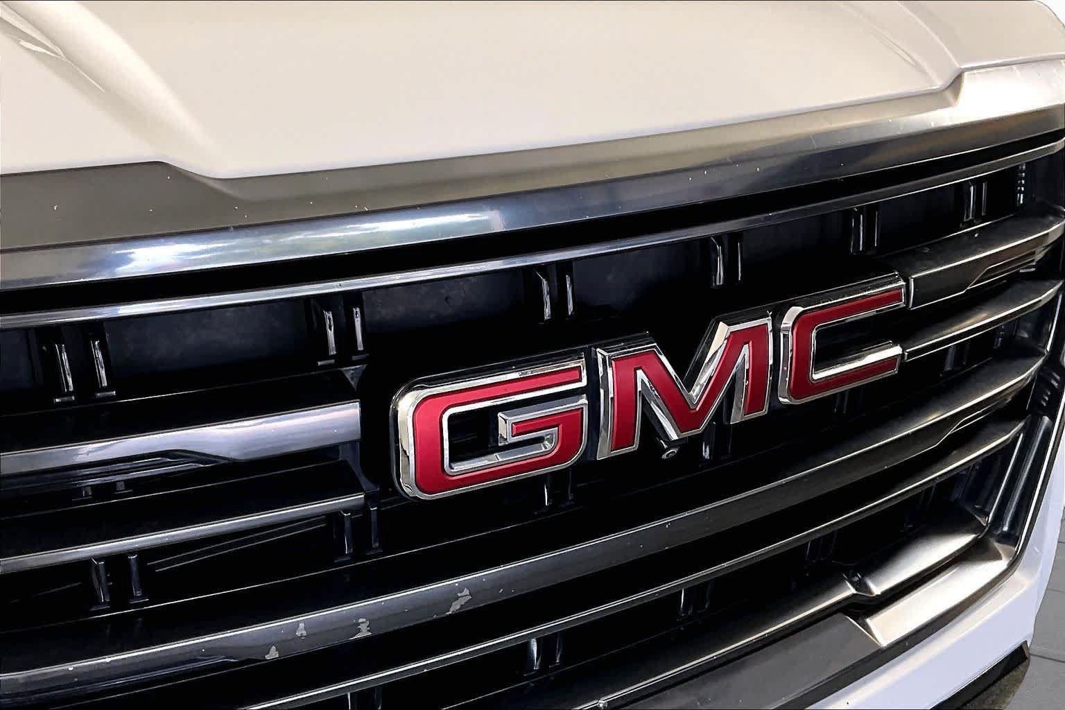 Used 2021 GMC Yukon AT4 w/ AT4 Premium Plus Package AWD/4WD image 11