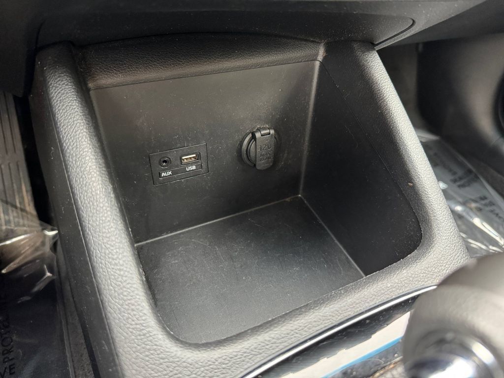 Used 2018 Kia Forte LX FWD image 23