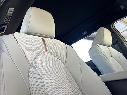 New 2026 Toyota Grand Highlander AWD Hybrid image 21