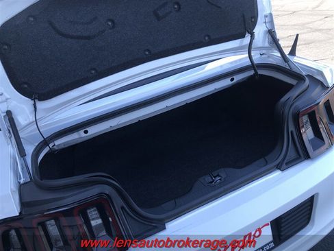 Used 2014 Ford Mustang Convertible RWD image 19