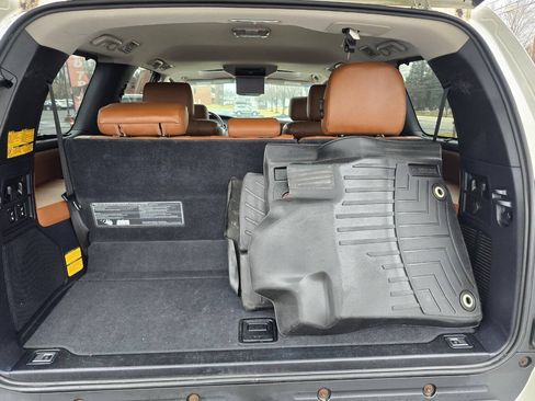 Used 2013 Toyota Sequoia Platinum AWD/4WD image 31