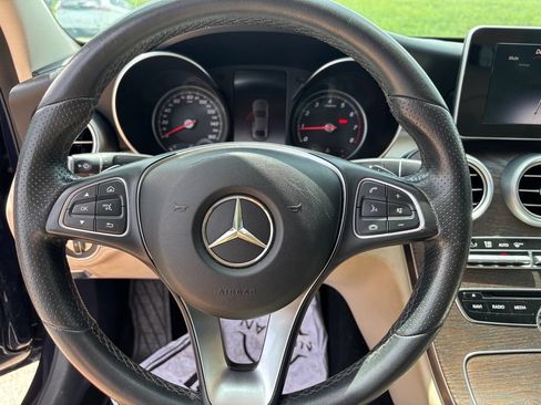 Used 2018 Mercedes-Benz C 300 Sedan image 8