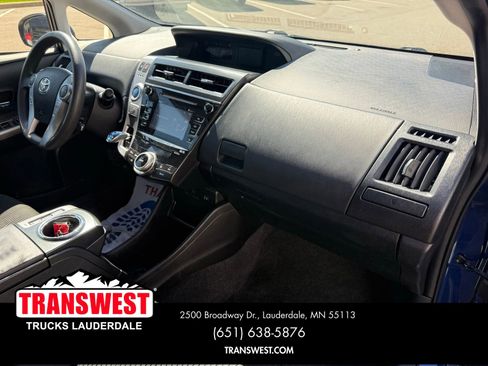 Used 2015 Toyota Prius V Three FWD image 7