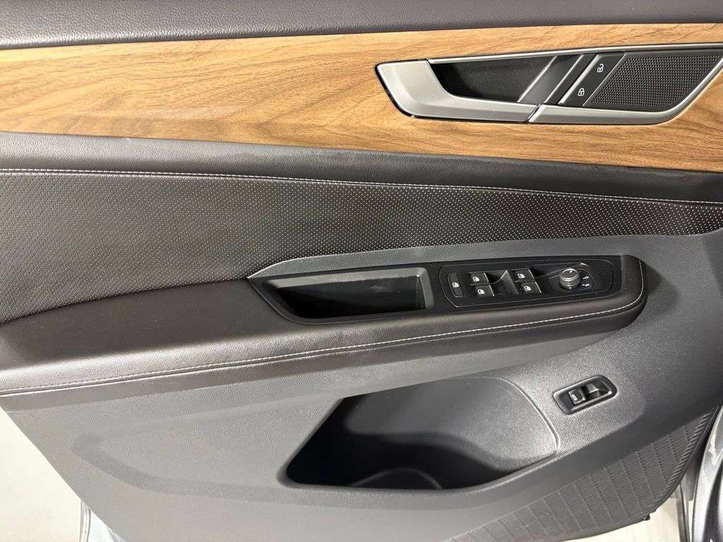 Used 2024 Volkswagen Atlas SE FWD image 20