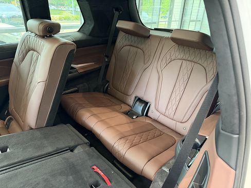 New 2027 BMW X7 M60i AWD/4WD image 14