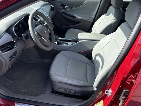 Used 2016 Chevrolet Malibu Premier w/ Driver Confidence Package image 10