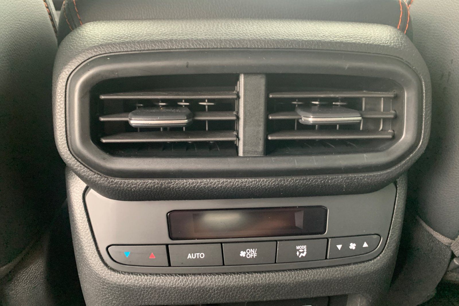 Used 2024 Honda Pilot TrailSport image 16