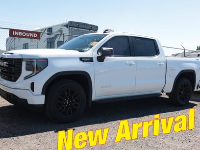Used 2024 GMC Sierra 1500 Elevation w/ Preferred Package
