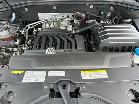 Used 2023 Volkswagen Atlas SEL AWD/4WD image 8