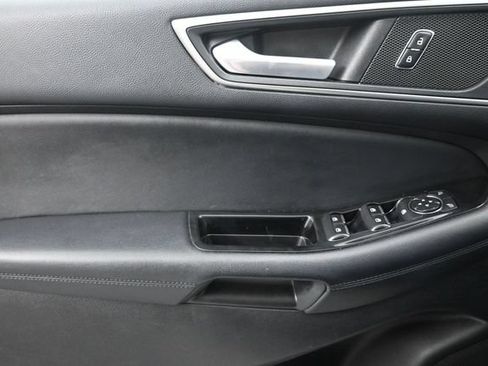 Used 2017 Ford Edge SEL w/ Equipment Group 201A AWD/4WD image 25