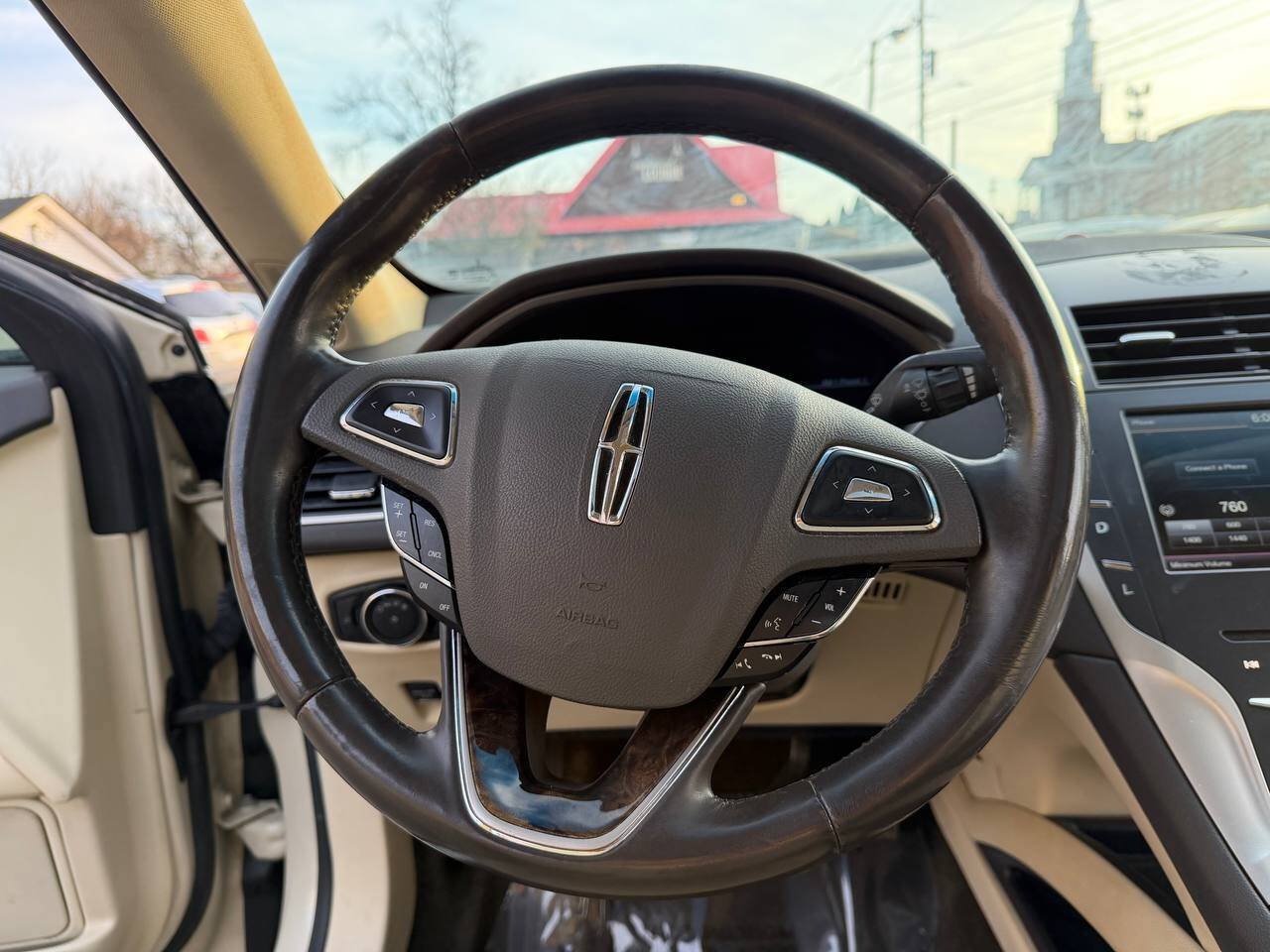 Used 2015 Lincoln MKZ Hybrid FWD image 17