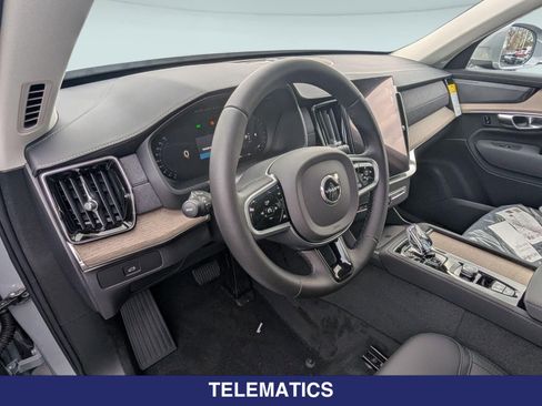 New 2026 Volvo XC90 B6 Plus w/ Protection Package Premier AWD/4WD image 9