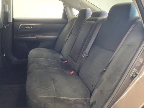 Used 2015 Nissan Altima 2.5 SV image 18