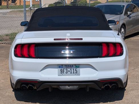 Used 2019 Ford Mustang GT Premium w/ Equipment Group 401A image 5