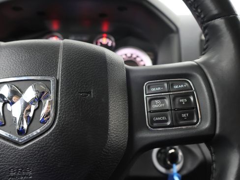 Used 2019 RAM 1500 Big Horn image 14