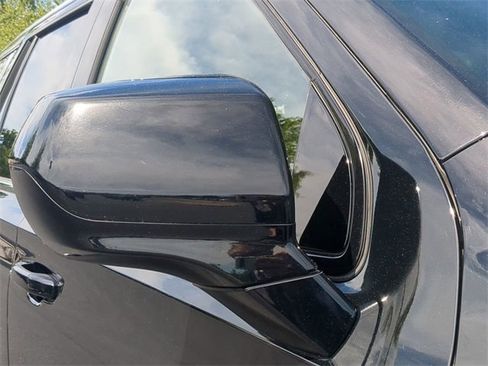 Used 2023 Chevrolet Tahoe LT image 11