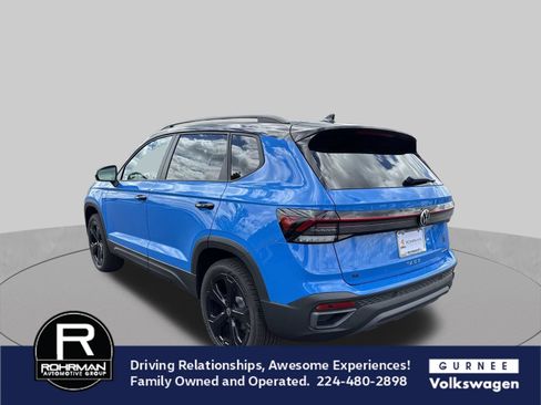 New 2026 Volkswagen Taos SE AWD/4WD image 7