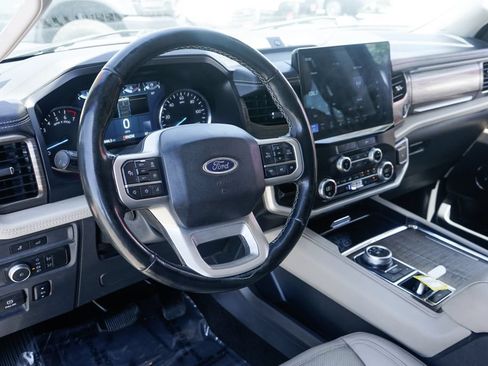 Used 2022 Ford Expedition Max Limited RWD image 24