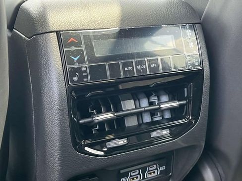 New 2025 Jeep Grand Cherokee L Overland w/ Advanced Protech Group III image 20