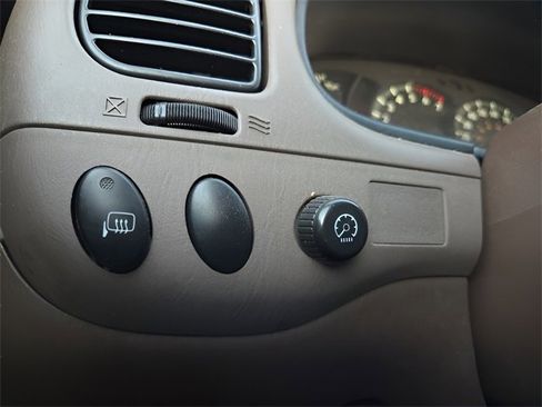 Used 2004 Toyota Tundra SR5 image 17