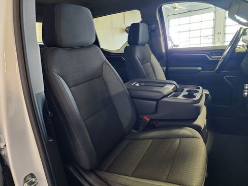 Used 2024 GMC Sierra 1500 Elevation image 16