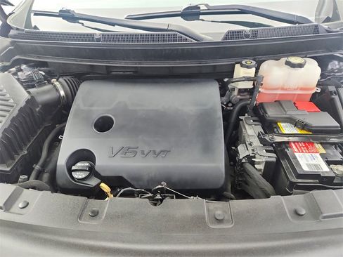 Used 2020 Buick Enclave Essence image 39