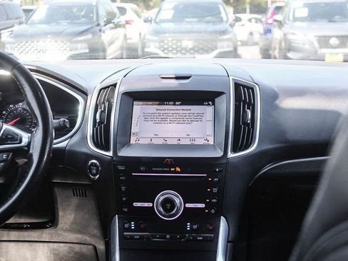 Used 2019 Ford Edge ST w/ Equipment Group 401A AWD/4WD image 17