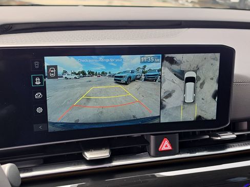New 2026 Kia Carnival SX Prestige FWD image 25