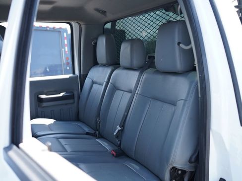 Used 2015 Ford F550 4x4 Crew Cab Super Duty image 27