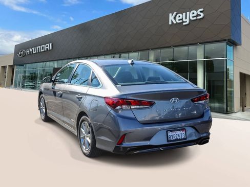 Used 2019 Hyundai Sonata SE w/ Cargo Package image 4