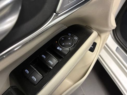 Used 2020 Cadillac CT4 Premium Luxury w/ Climate Package AWD/4WD image 11