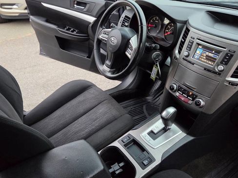 Used 2014 Subaru Outback 2.5i Premium image 44