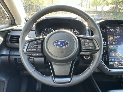 Certified 2025 Subaru Crosstrek 2.5i Limited AWD/4WD image 8