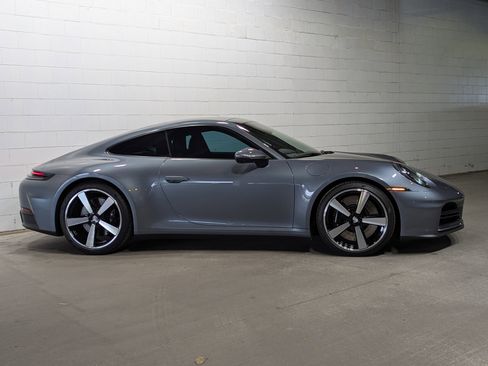 Used 2025 Porsche 911 Carrera S image 8