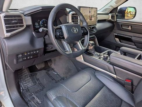 Used 2024 Toyota Tundra Limited AWD/4WD image 9
