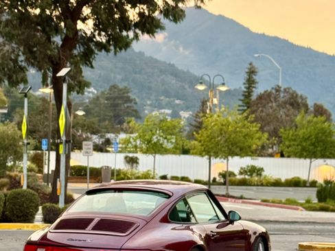 Used 1998 Porsche 911 Carrera S image 83