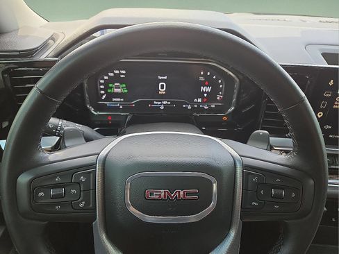 Used 2024 GMC Sierra 1500 Elevation w/ Elevation Premium Package AWD/4WD image 4
