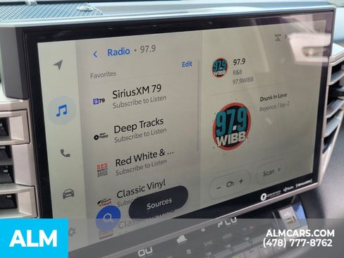 Used 2024 Toyota Tundra Limited image 22