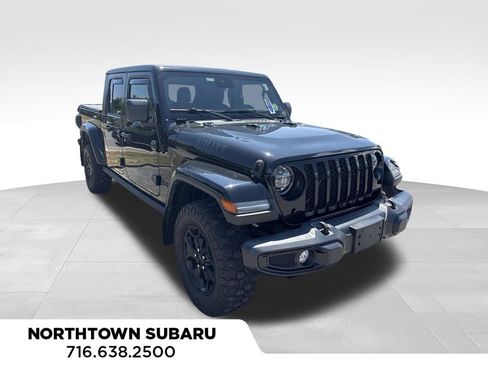 Used 2022 Jeep Gladiator Sport AWD/4WD image 1