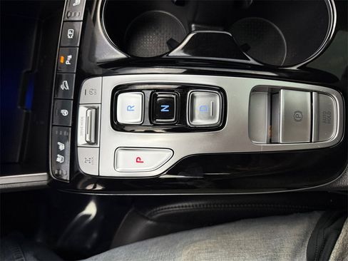 Used 2024 Hyundai Tucson Limited image 21