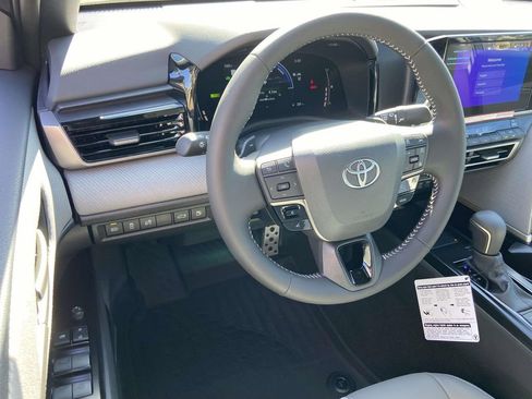 New 2026 Toyota Camry SE w/ Convenience Package image 13