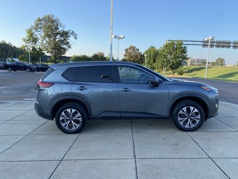 Used 2023 Nissan Rogue SV FWD image 21