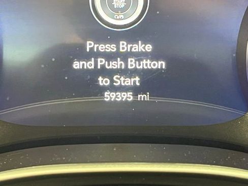 Used 2022 Chrysler Pacifica Touring-L FWD image 26