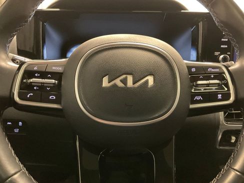 Used 2023 Kia Sorento SX image 13