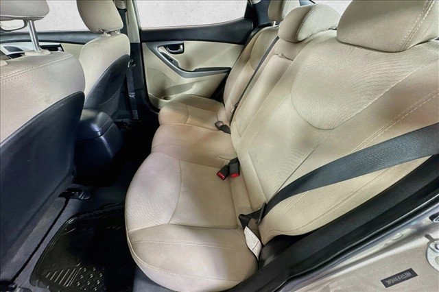 Used 2015 Hyundai Elantra SE FWD image 20