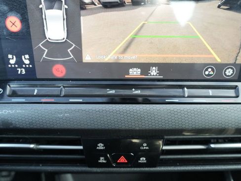 Used 2024 Volkswagen GTI SE w/ SE Leather Seats Package image 37