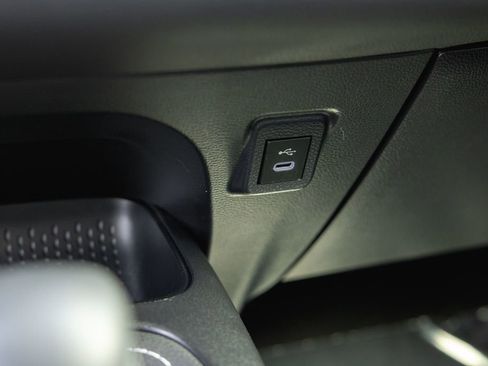 Certified 2023 Toyota Corolla SE w/ SE Premium Package FWD image 21