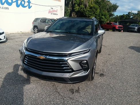 New 2025 Chevrolet Blazer Premier image 7