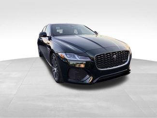 Used 2022 Jaguar XF R-Dynamic SE AWD/4WD video 1